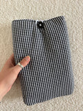 Pochette à liseuse / livre de poche Vichy noir
